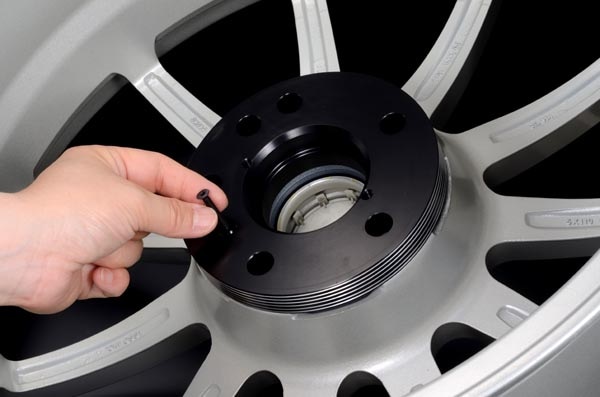 スペーサー ペアスペーサーホイール16mm-4x100-フィアットグランデプントアバルト-ボルト付き Pair Spacers Wheel 16mm