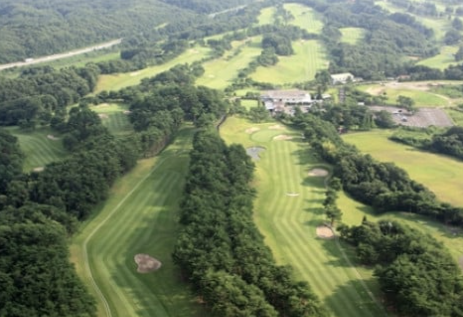 ふるさと納税 鳴門カントリークラブ 平日1名様 セルフプレー券（食事券付き） 徳島県鳴門市