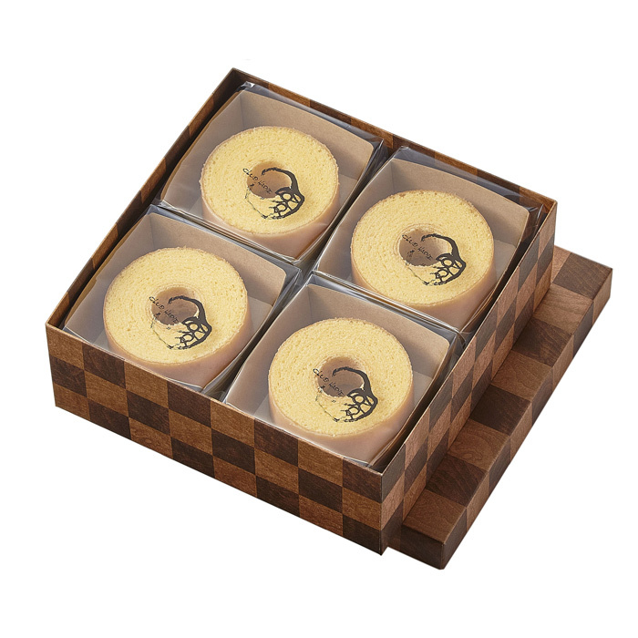 屋号必須 バームクーヘン用紙箱 20-328 ル・ガトースクエア150角 ブラウン 150×150×65mm 1ケース100枚入 ヤマニパッケージ