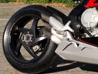 ホイール MV Agusta 675 Brutale All All All BrutaleをフィットするためのOZ GASS RS-A黒鍛造アロイホイール OZ Gass RS-A Black Forged Alloy Wheel
