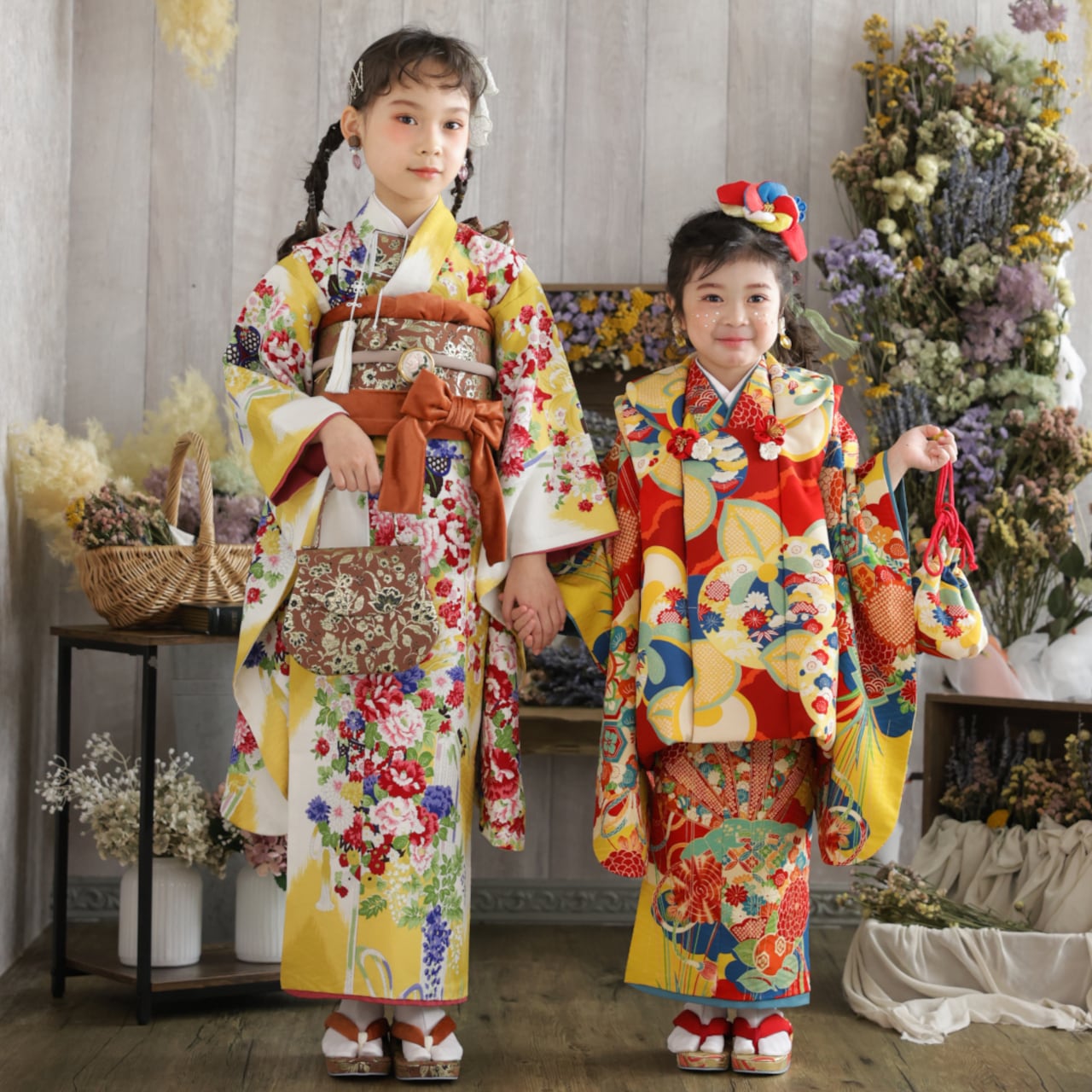 753 七五三 着物 レンタル 5歳 男の子 LOWRYS FARM ブランド着物 黒鷹に雲ｘ黒市松 端午の節句 こどもの日 BY168