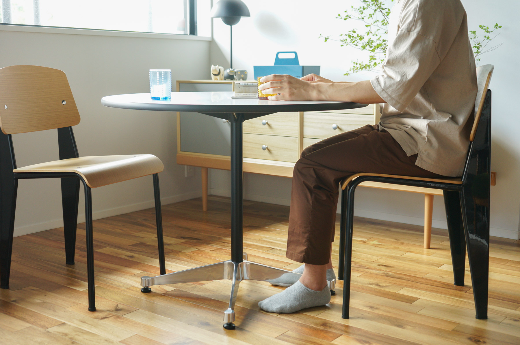 イームズ コントラクトベーステーブル コントラクトテーブル イームズテーブル W120×D120×H74 cm スクエア ホワイト ST