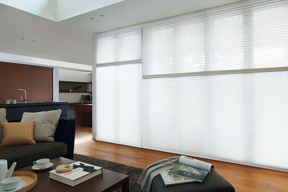 ハニカムスクリーン ニチベイ レフィーナ45 オストル(非防炎) シングル 電動式 幅2400×高さ1000mm迄