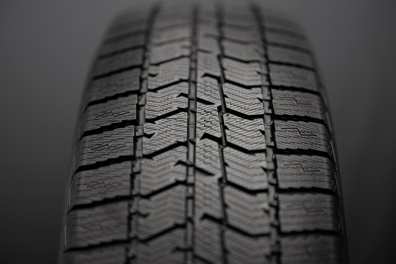 トーヨー オブザーブ TOYO OBSERVE GIZ3 245/40R18 93Q 新品 スタッドレスタイヤ 2本セット