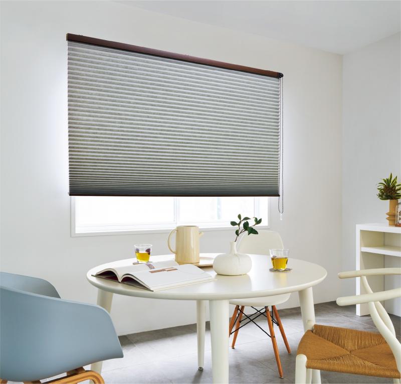 ハニカムスクリーン ニチベイ レフィーナ45 オストル(非防炎) シングル 電動式 幅2400×高さ1000mm迄