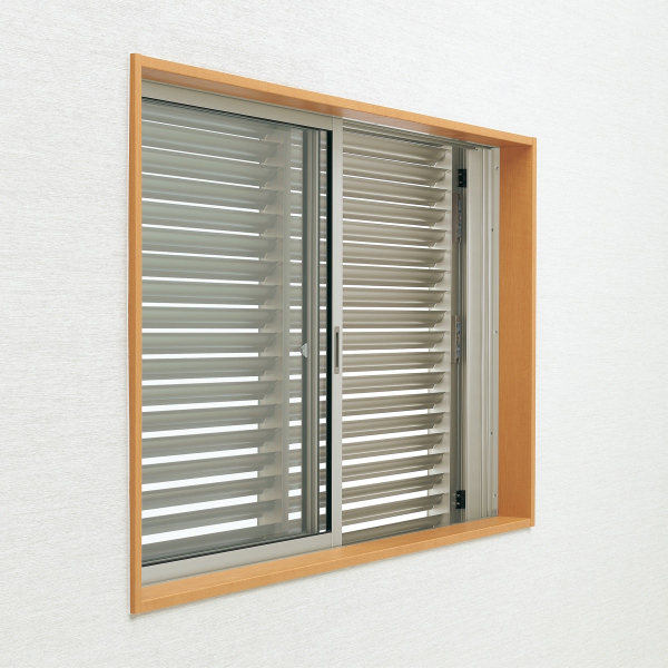 YKKAP窓まわり 目隠し 多機能ルーバー 上下同時可動タイプ[引き違い窓用] たて隙間隠し付枠：[幅1235mm×高1350mm]【ア