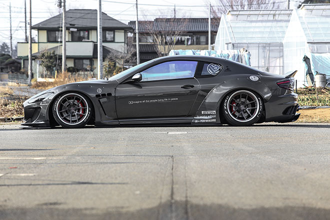 車体キットマセラティGtグラントゥーリスモ08-13用高品質カーボンファイバーリアバンパーリップディフューザー Car Body Kit High Quality Carbon Fib