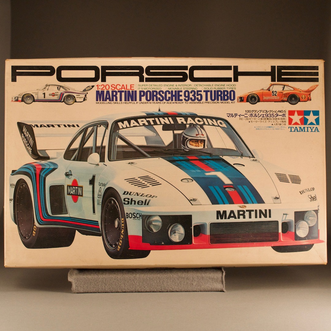 タミヤ 1/20 マルティーニ ポルシェ 935ターボ